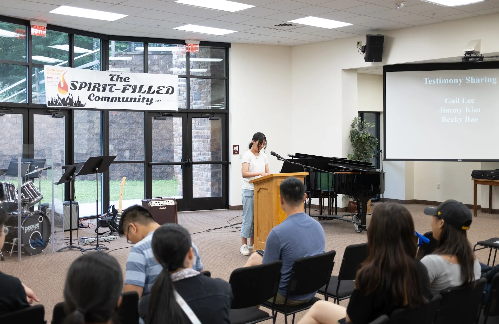 Sunday worship service at NY UBF